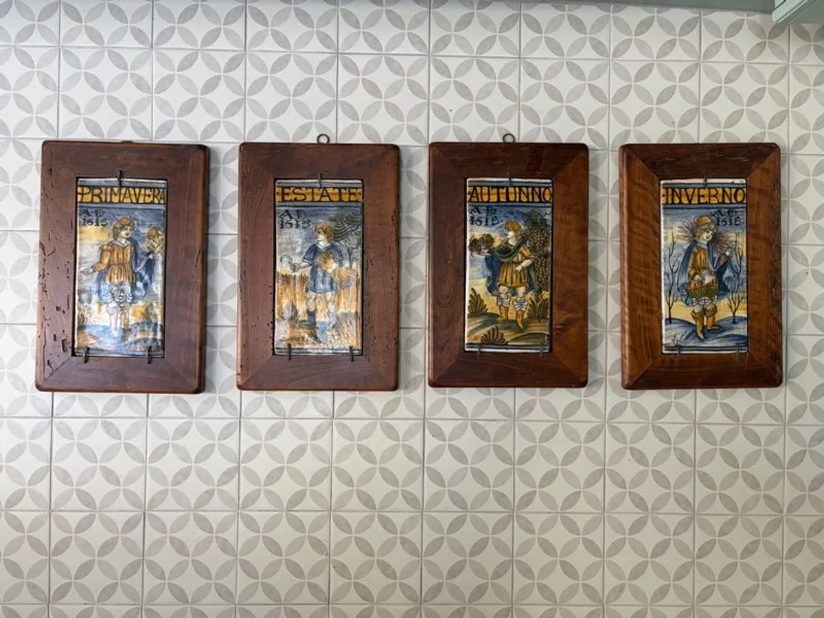 Four vintage hand-painted Castelli ceramic tiles depicting the four seasons (Spring, Summer, Autumn and Winter) - Image 1