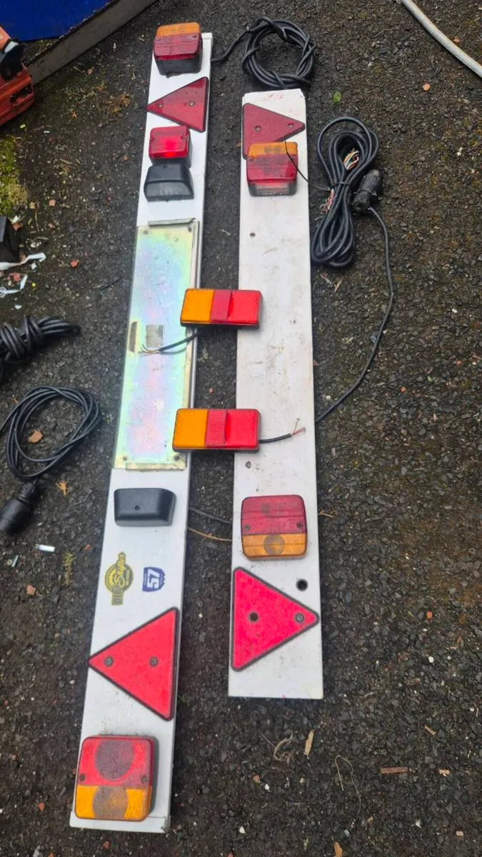 Trailer lights boat transporter light bar