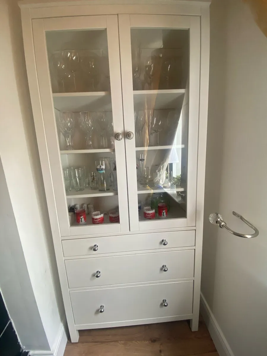 Billy cabinet - Image 1