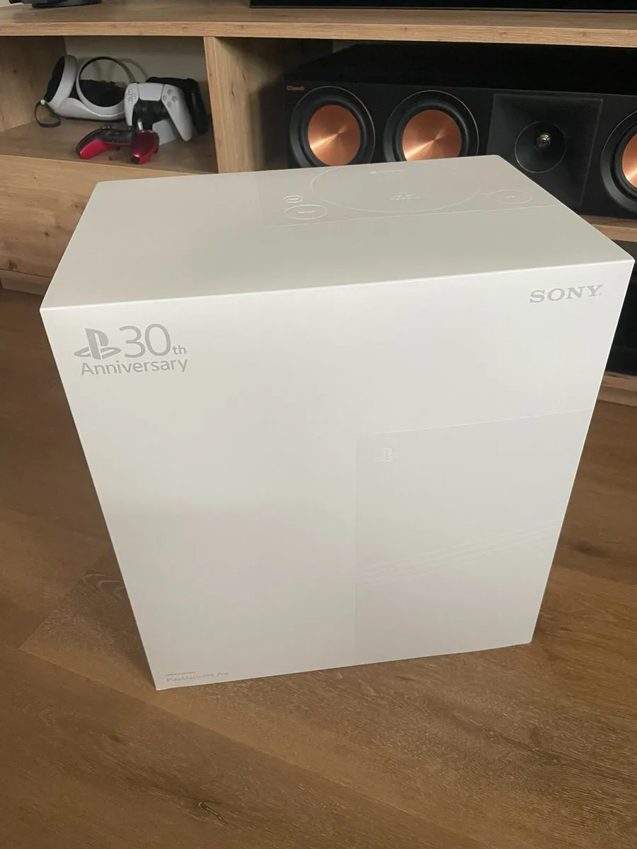 PS5 Pro 30th Anniversary Edition - Image 3