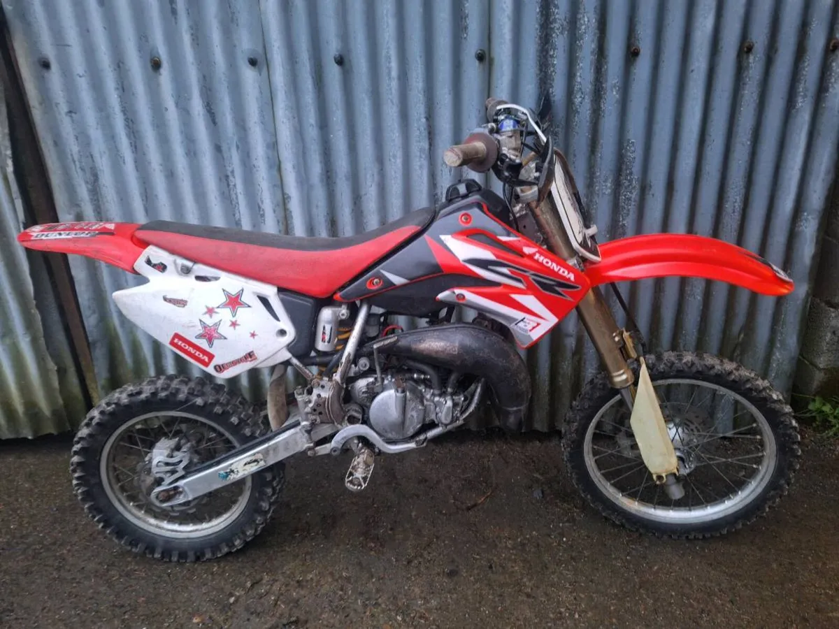 Honda CR 85 and spare parts - Image 1
