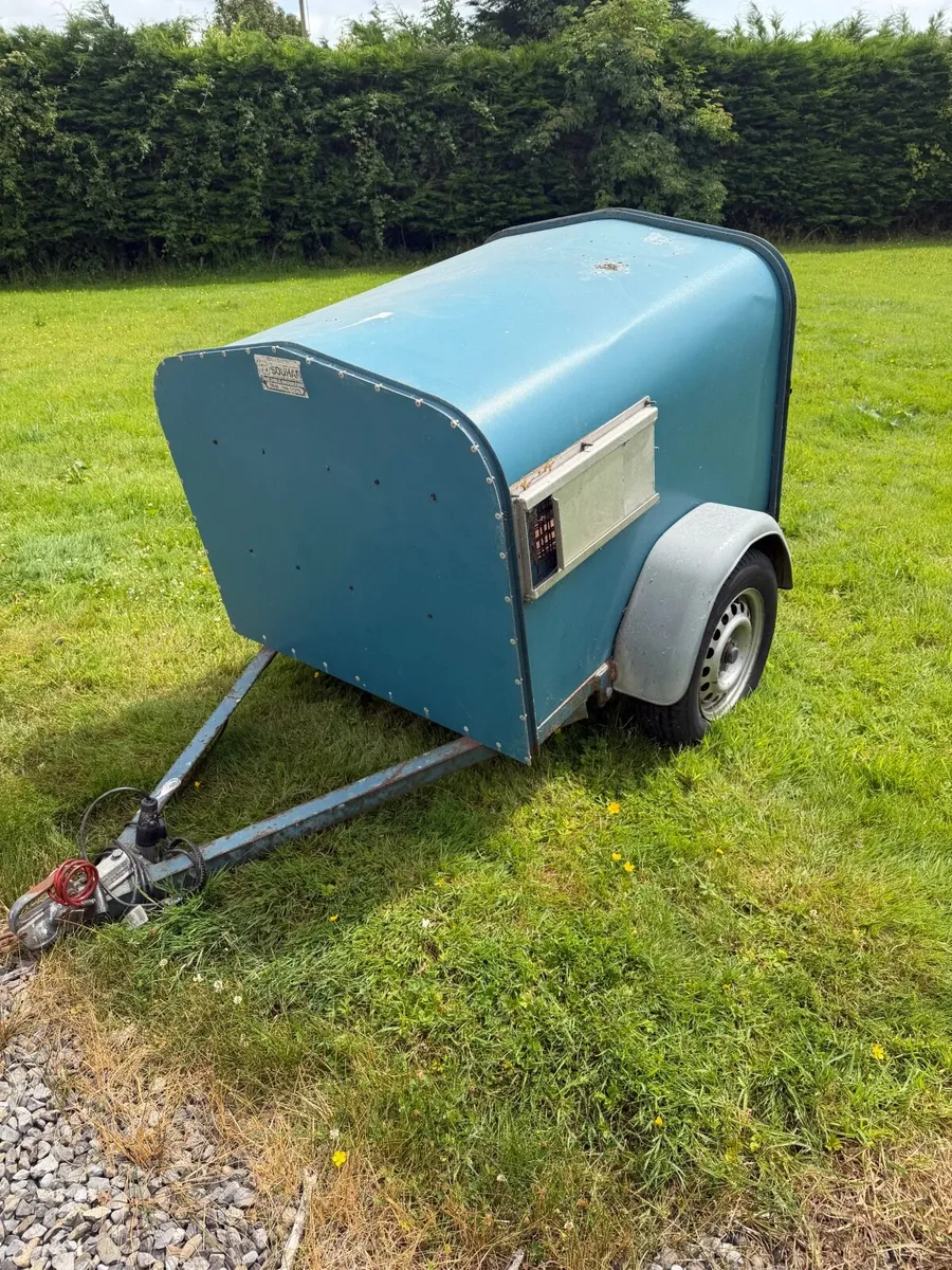 Dog trailer - Image 1