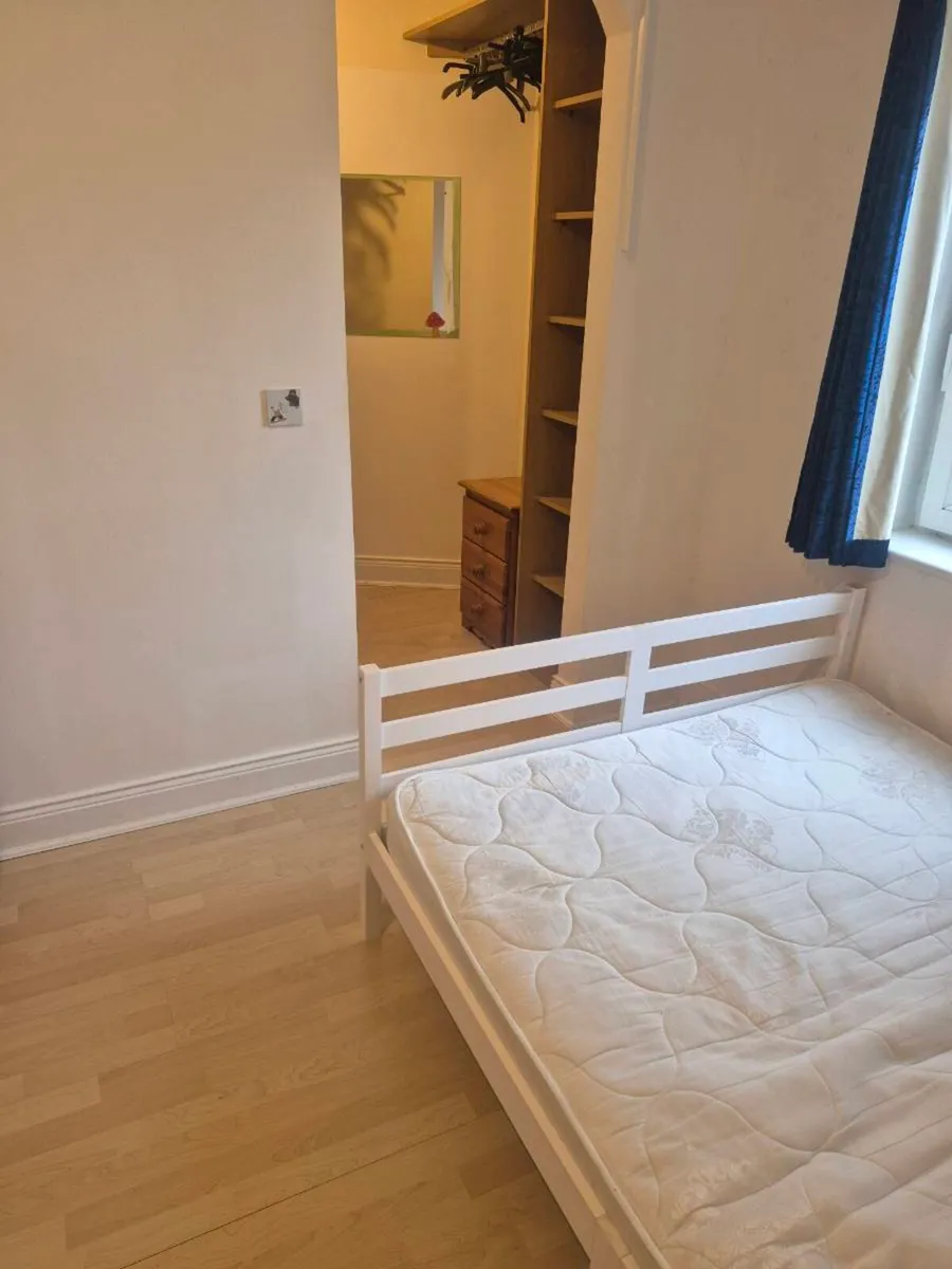 Rent room - Image 3