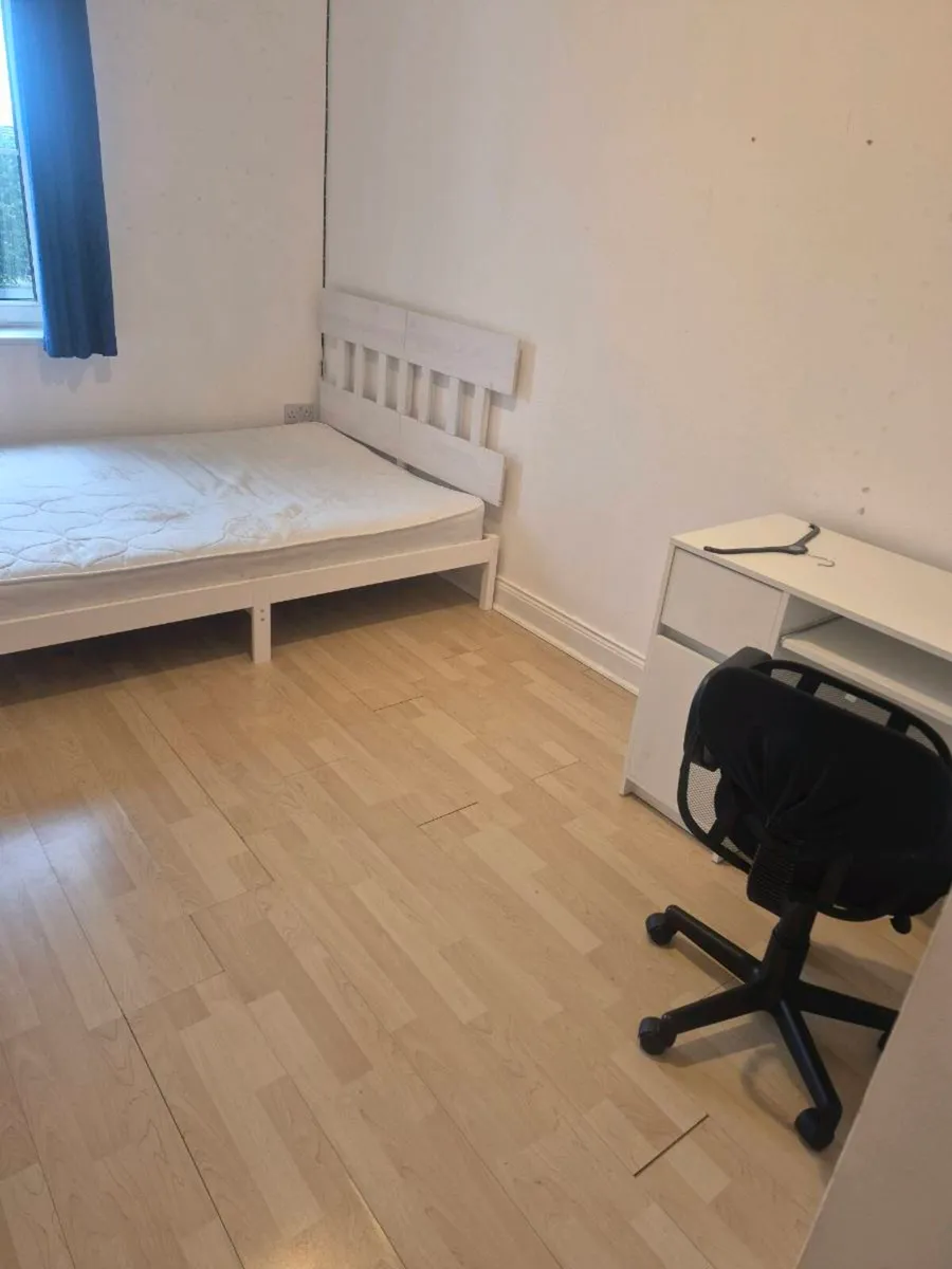 Rent room - Image 4