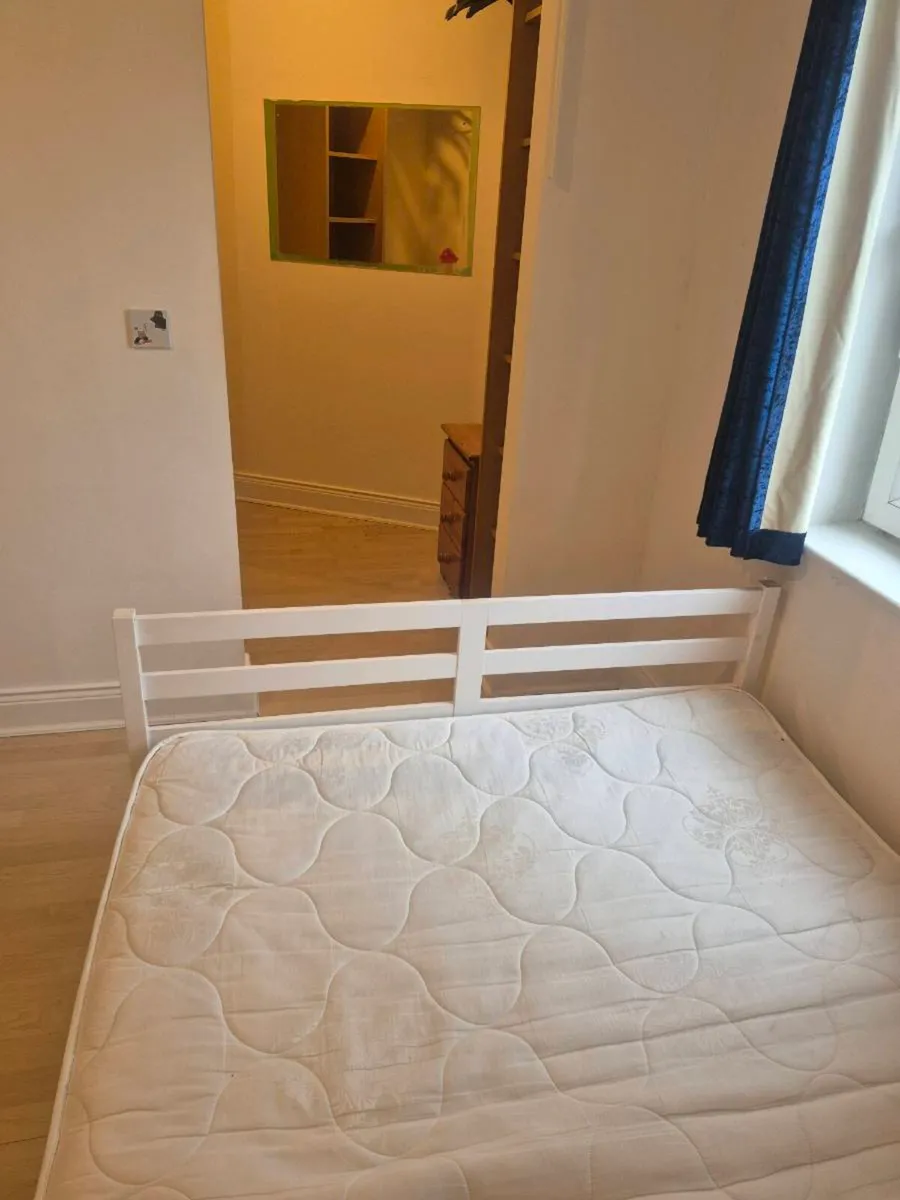 Rent room - Image 2