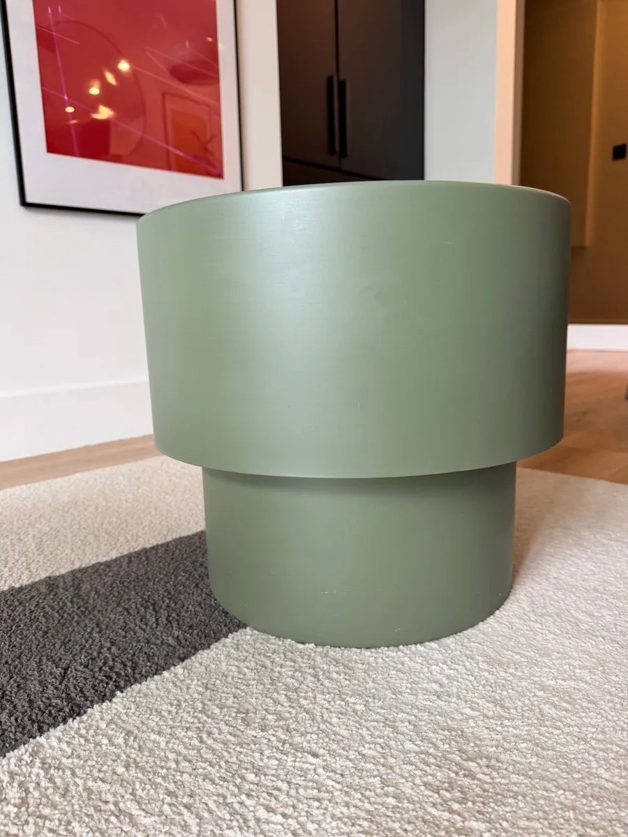 H&M Home Metal Coffee Table – Khaki Green – Excell - Image 2