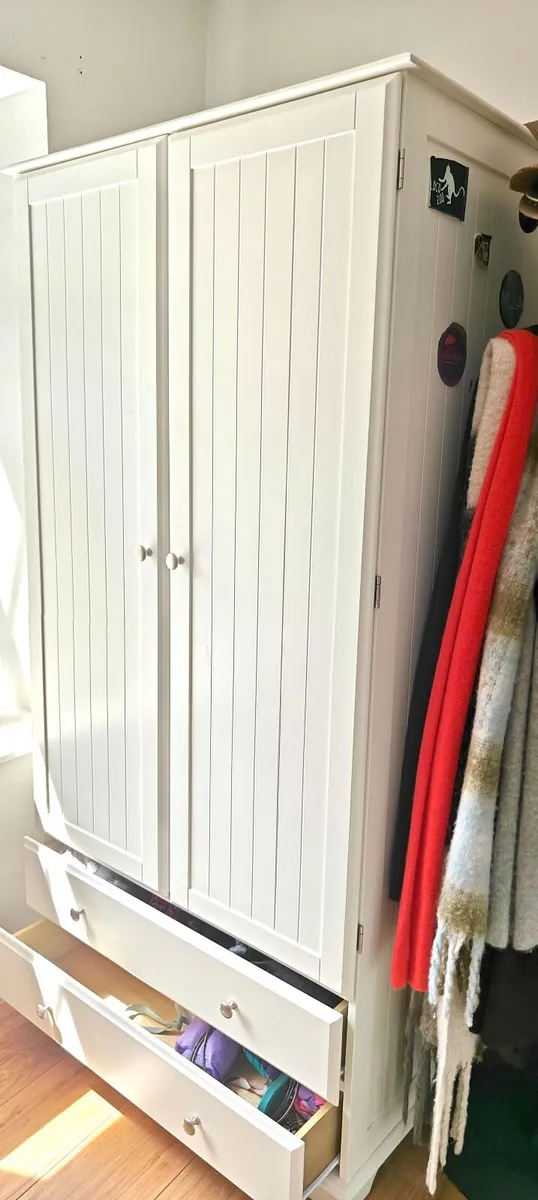 Double wardrobe with drawers - Image 3
