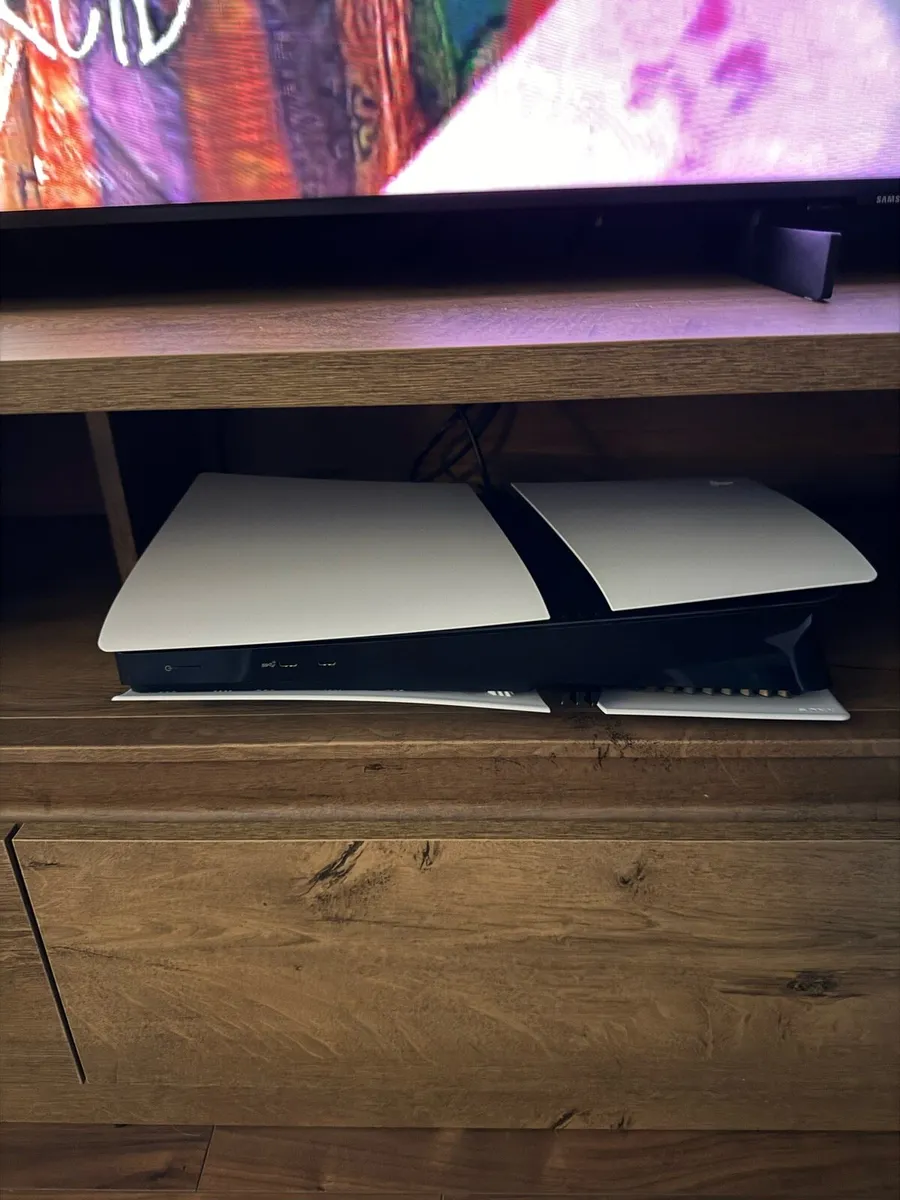 PlayStation 5 Pro 2TB - Image 1