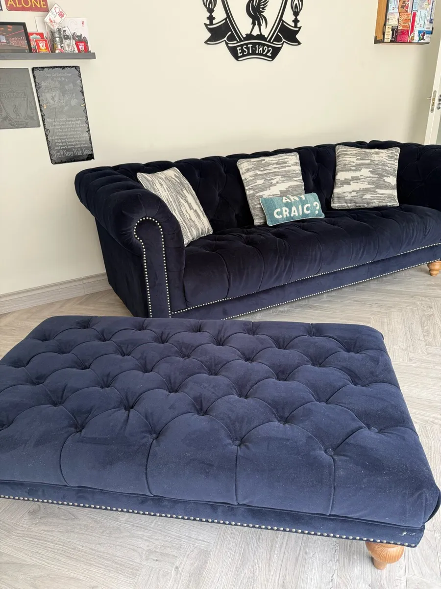 Sofa 3.5 seater and puff - Image 1