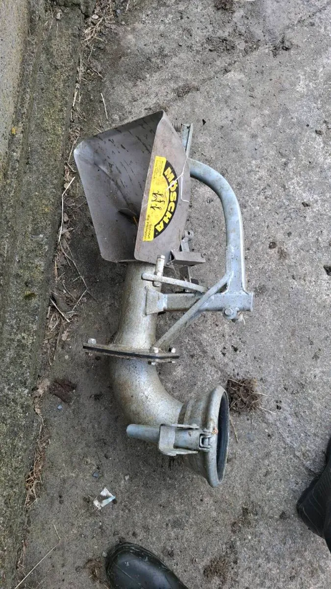 Moscha Swivel Spout - Image 1