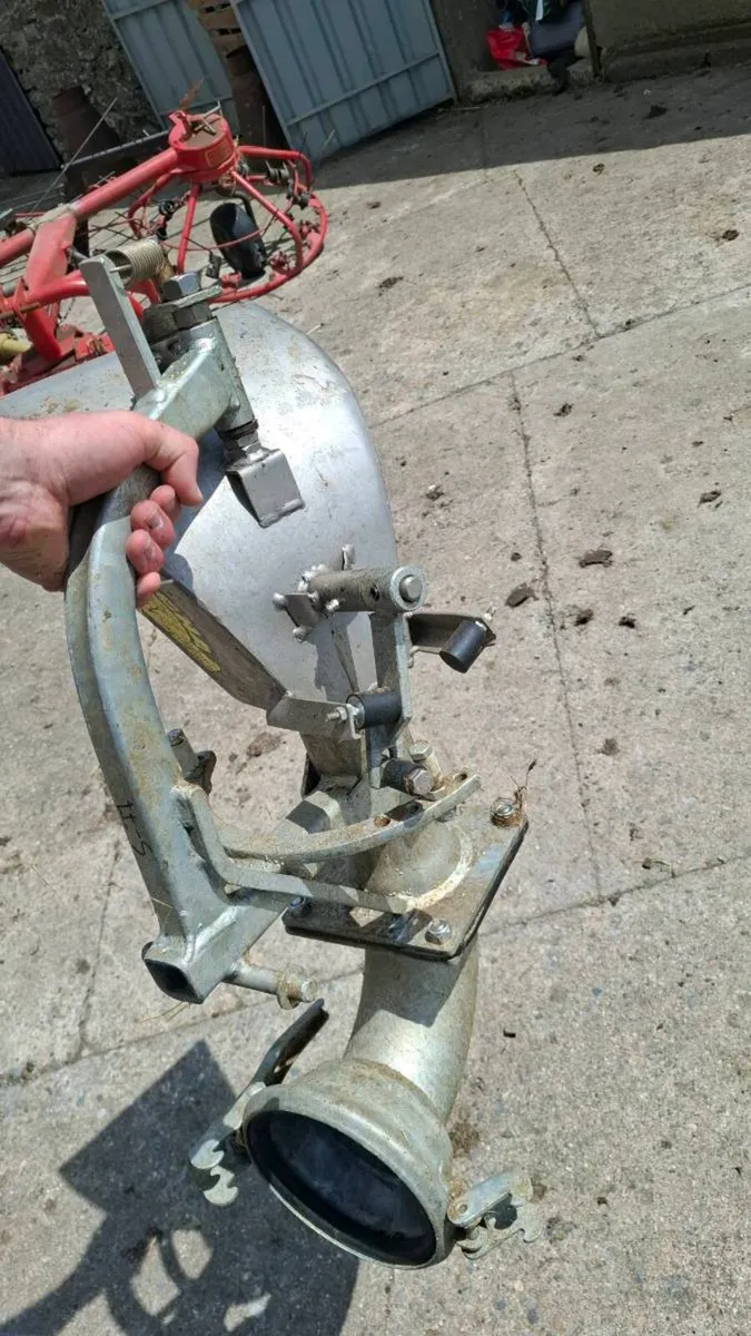Moscha Swivel Spout - Image 2