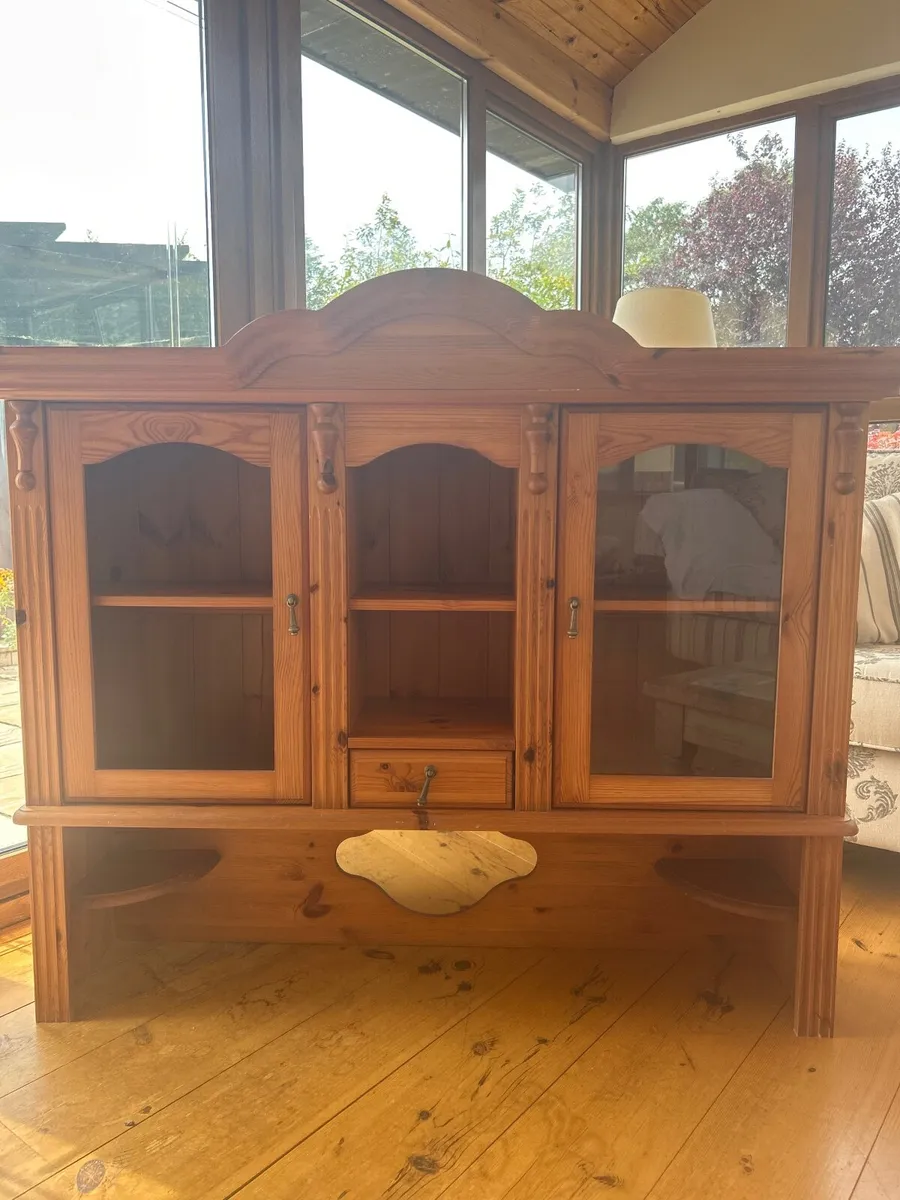 Dresser top - Image 1