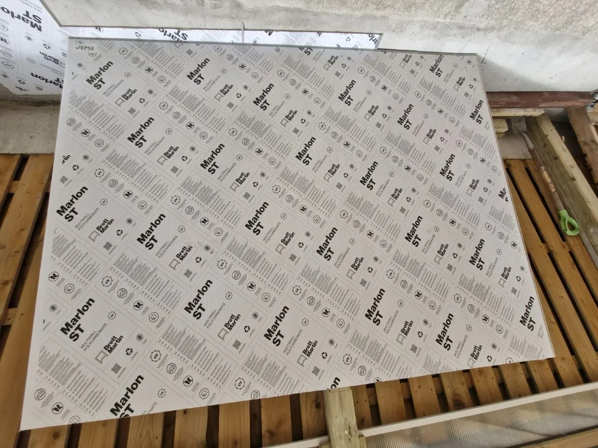 10mm Clear Multiwall polycarbonate Sheet UV Grade. - Image 1