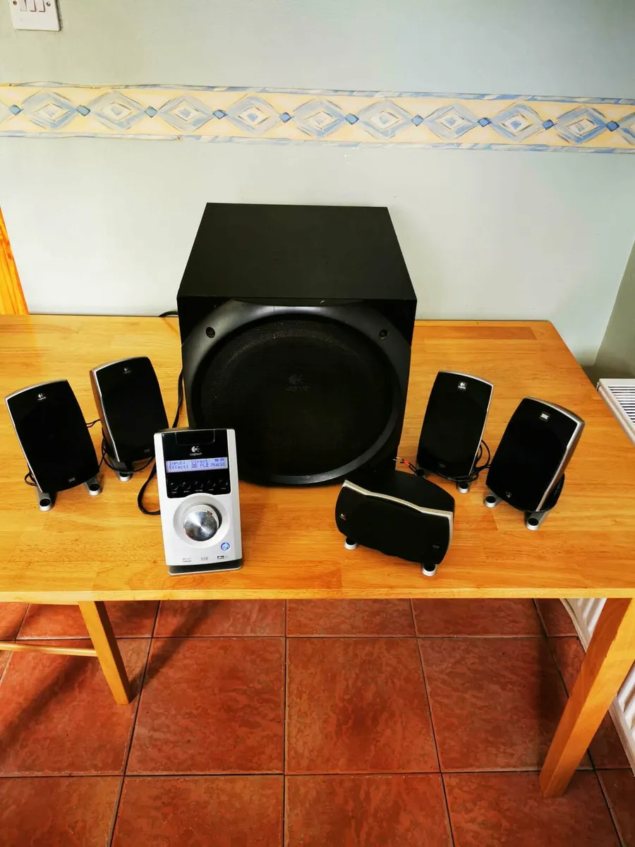 Logitech speakers - Image 4