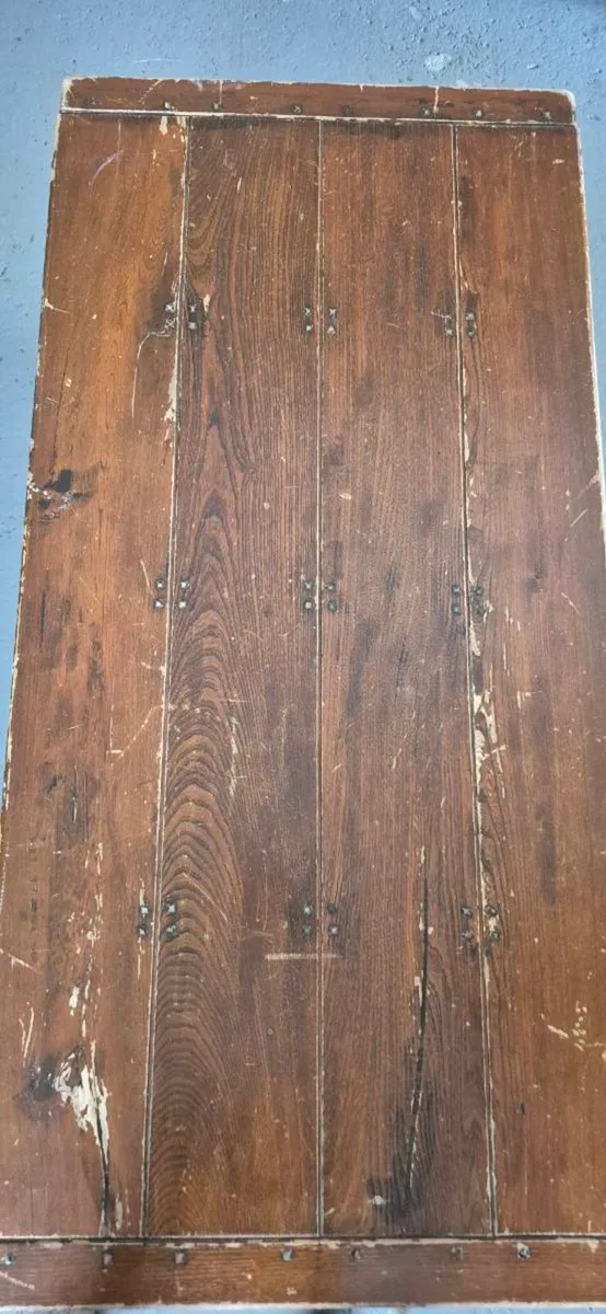 Coffee table solid wood free to take away - Image 2