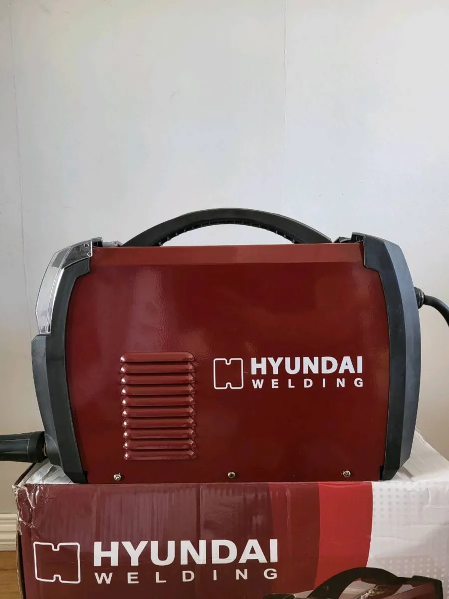Hyundai 3in1 HG-200 Welder MIG/MAG/TIG/MMA - Image 3
