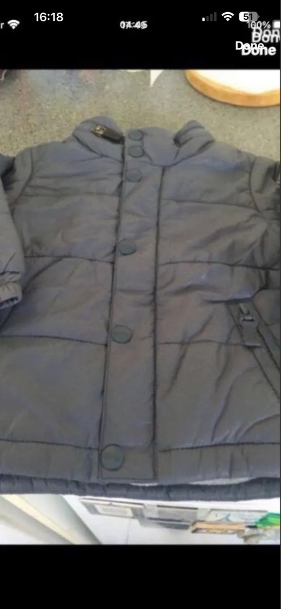 Boys espirit jacket age 3 €10 - Image 4