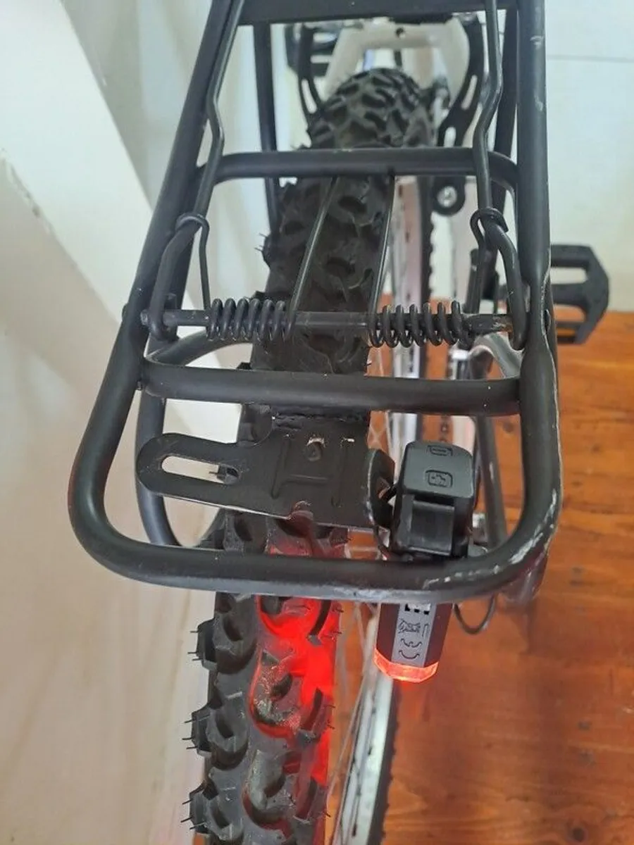 Apollo Elusion 14" Mountain Bike, 26" wheels, Shimano gears & Extras - Image 3