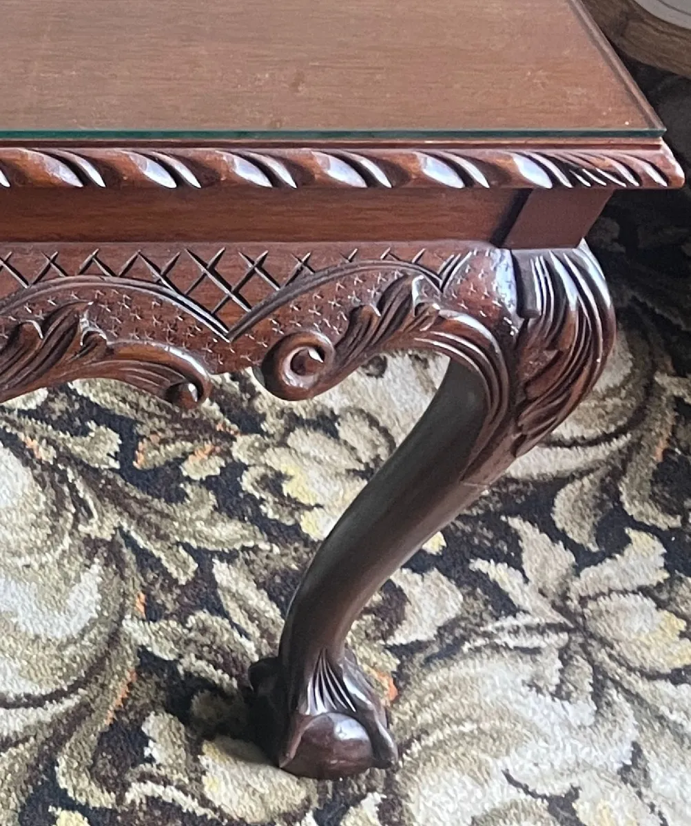 Victorian‑style Carved Mahogany Coffee Table - Image 4