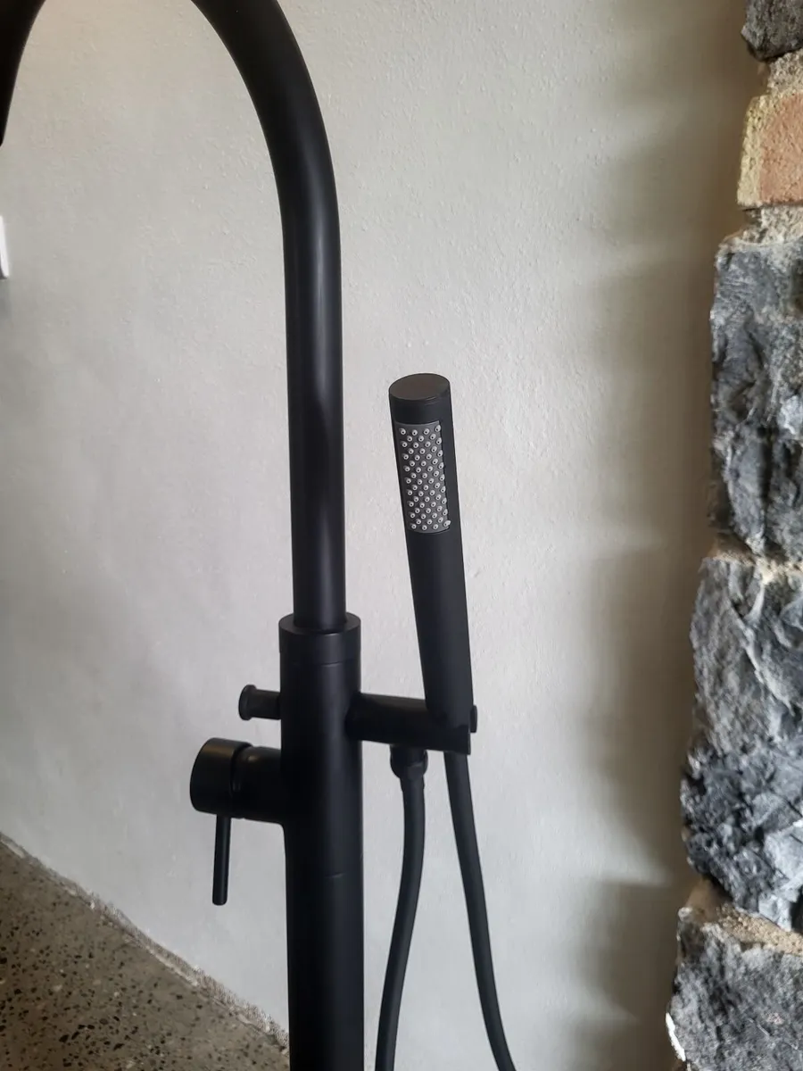 Bath tap - Image 4
