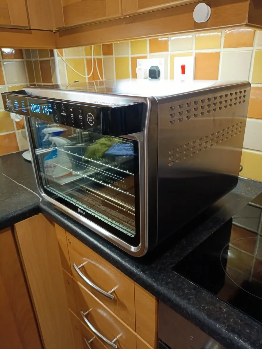 Ninja 10-in-1 Multifunction Oven Airfryer - Image 2