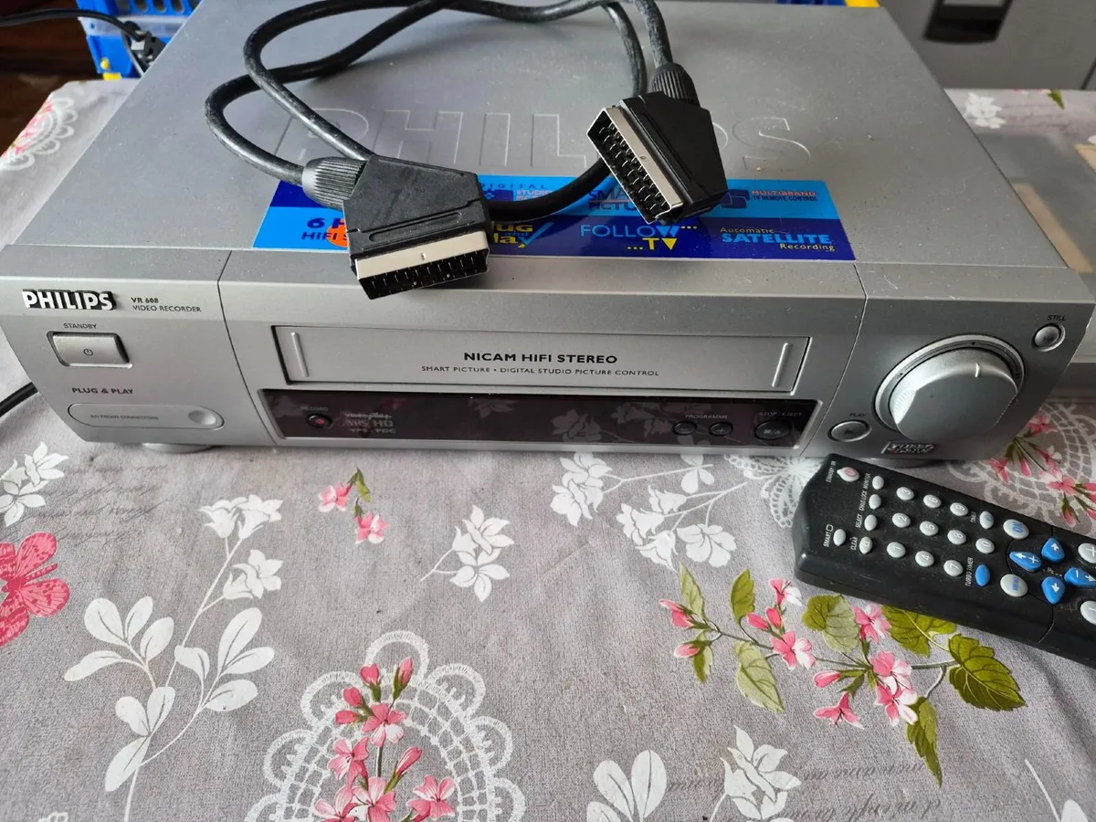 Video Player, Tapes, Empty video boxes etc - Image 2