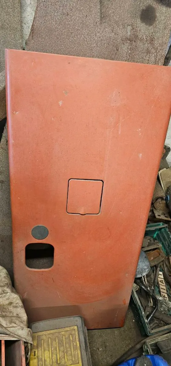 Fiat bonnet - Image 1
