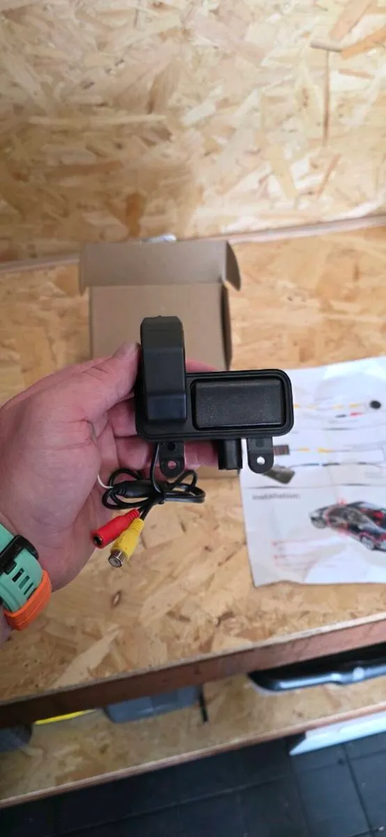 Reverse Camera for mercedes w212 - Image 2