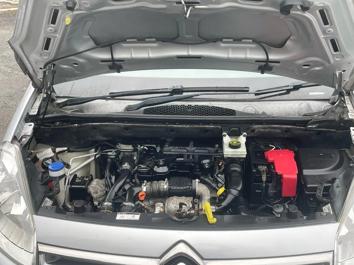 Citroen berlingo 181 DL  850kg 100bhp silver - Image 2