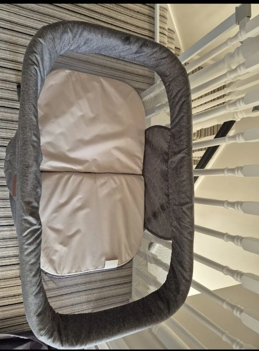 Baby crib - Image 2