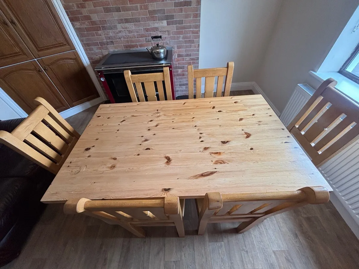 Dining / Kitchen Table & Chairs - Image 2