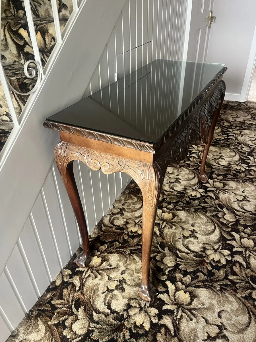 Carved Mahogony Console Table with Glass Top - Image 3