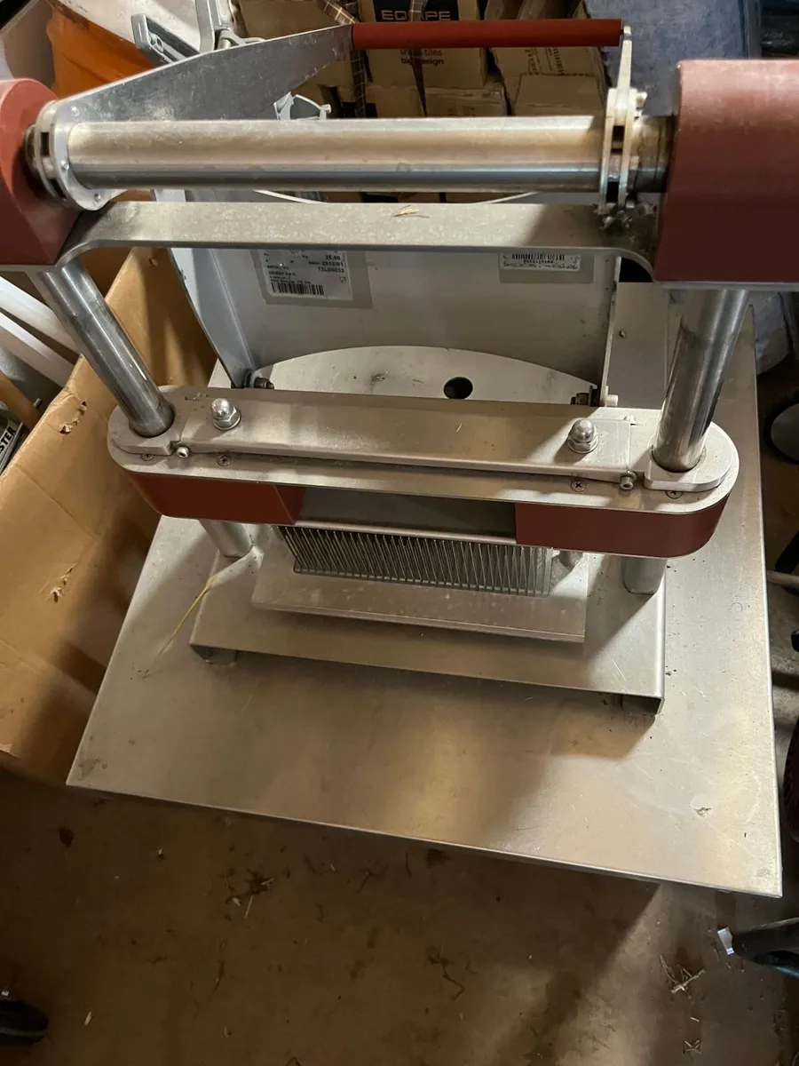 Sirman Manual Meat Tenderiser - Image 3
