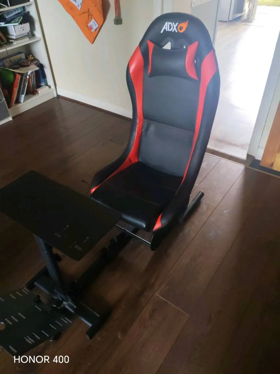Gaming chair - Image 2