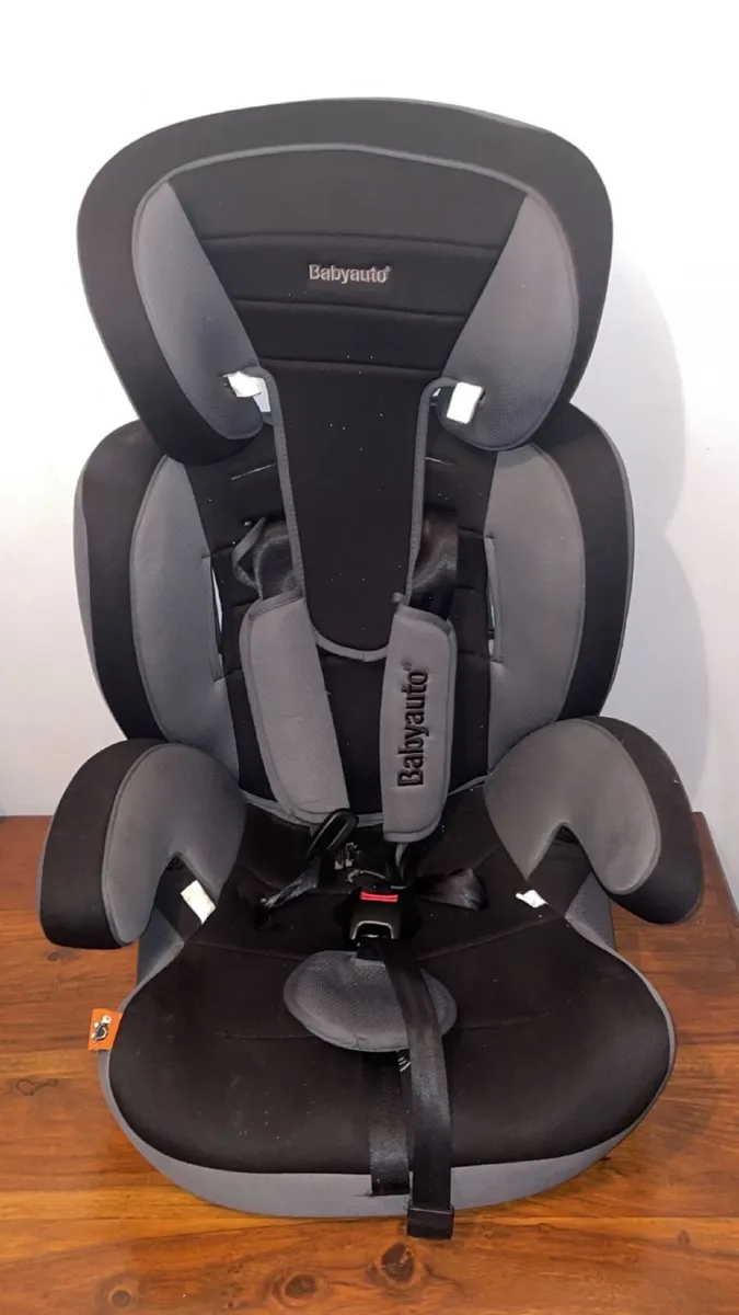 Baby Car seats - Image 1