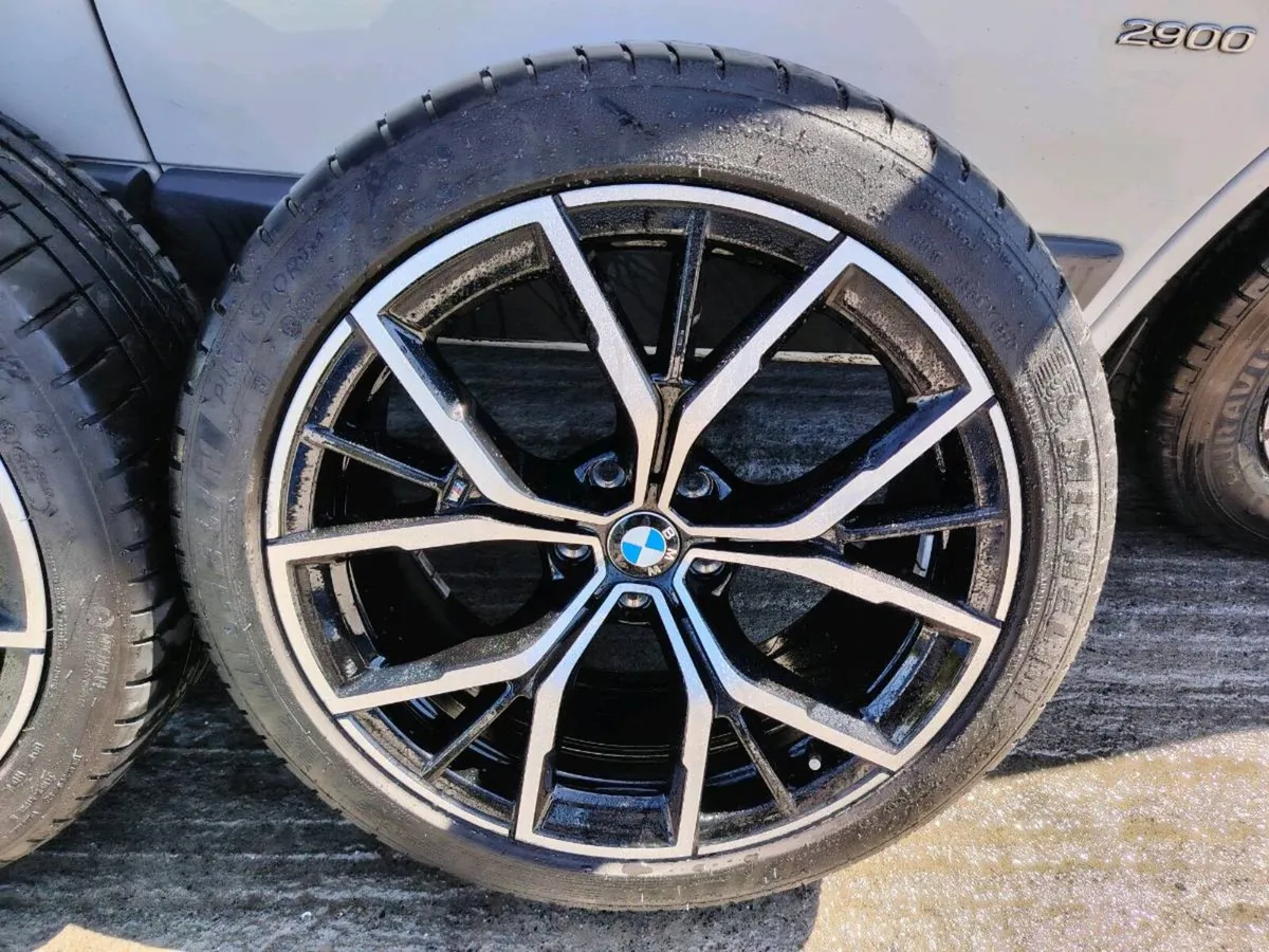 19" BMW 5 series alloys with Michelin ZP tyres - Image 2