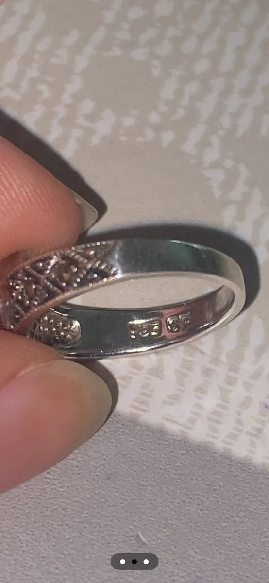 Ladies Sterling Silver Marcasite Ring - Image 3