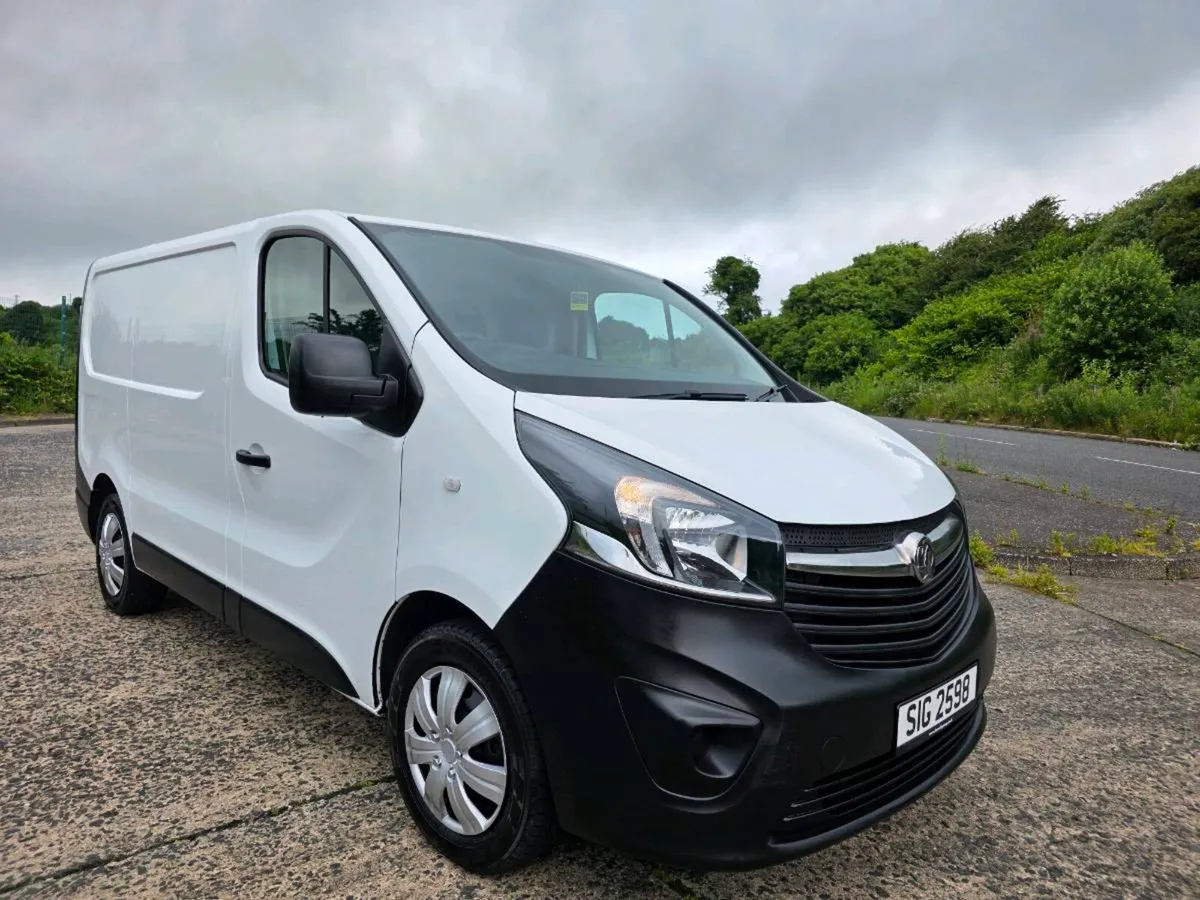 2017 vauxhall vivaro - Image 1