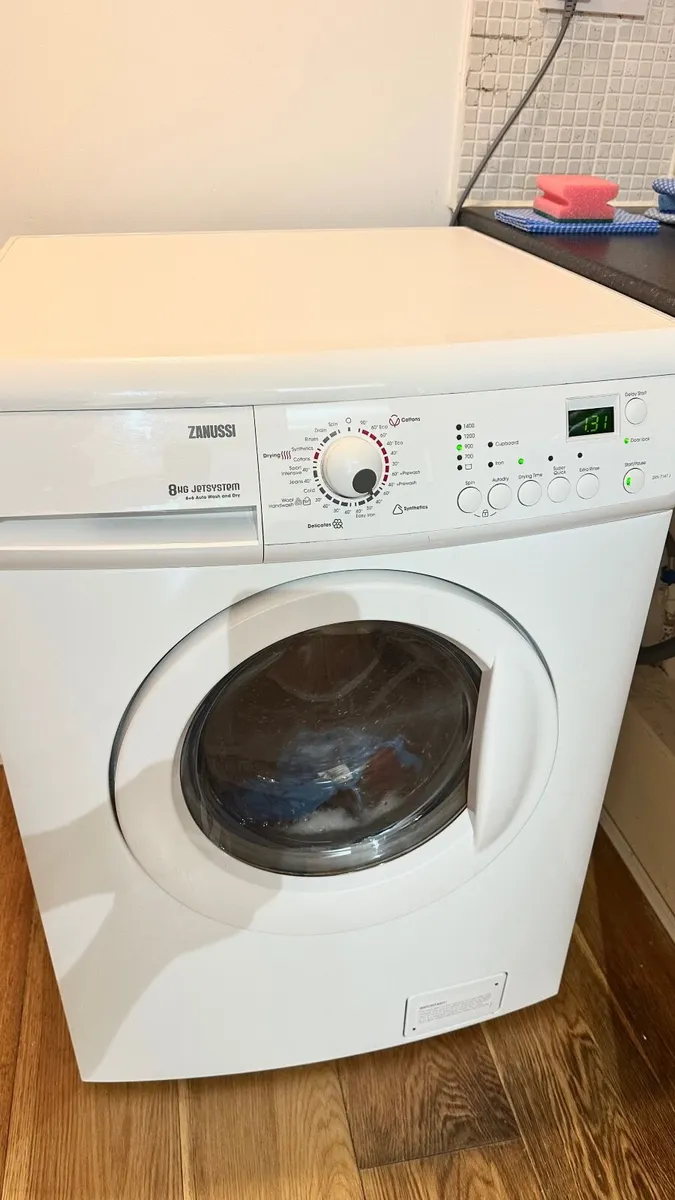 Zanussi 8kg Washer Dryer Excellent Condition - Image 1