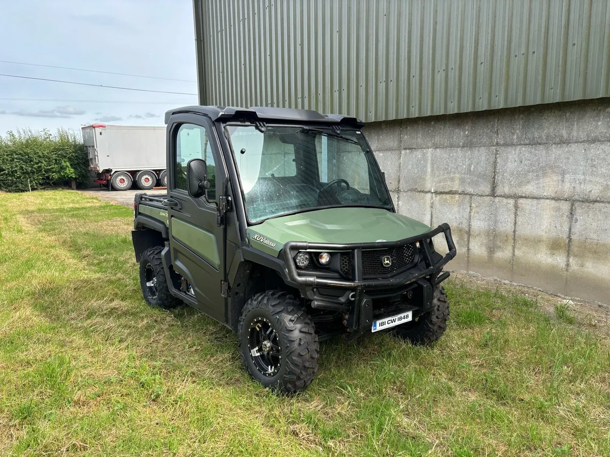 2018 John Deere XUV865 Gator - Image 1