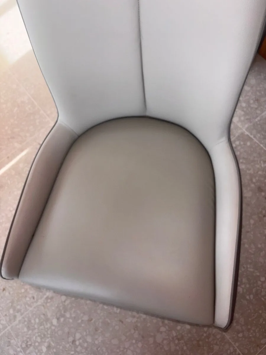 Six Kitchen chairs - Image 2