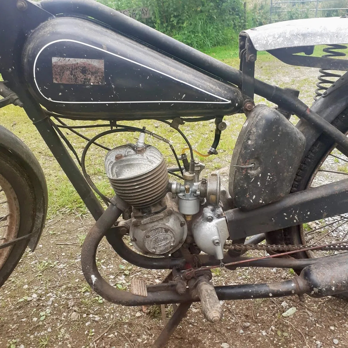James Comet 1953 Vintage Motorbike - Image 3