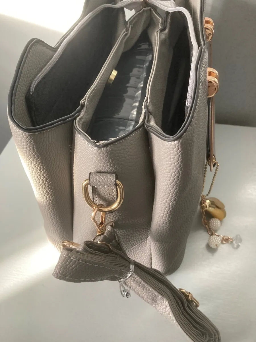 Brand New Ladies Handbags - Image 2
