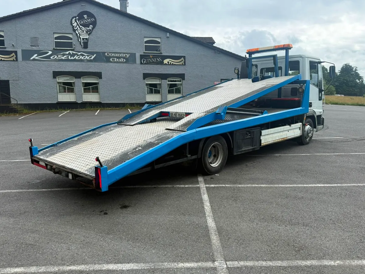 2005 iveco twin deck recovery - Image 4
