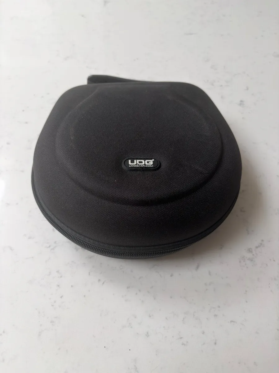 Boss Waza-Air Guitar Headphones (barely used!!!) - Image 4