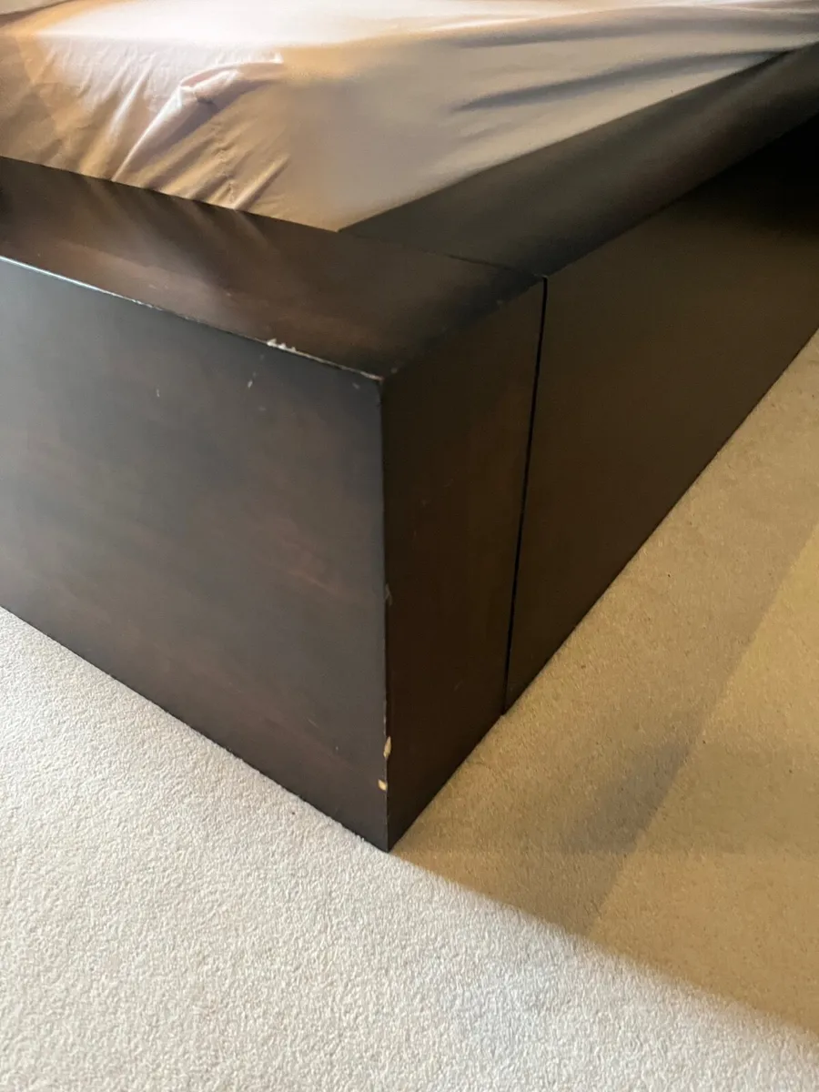 Wooden headboard and bed frame - Image 2