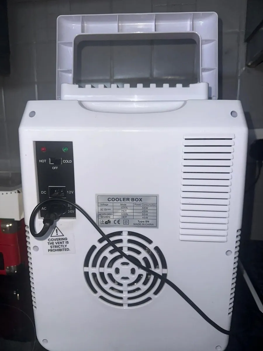 Mini Fridge - Image 3