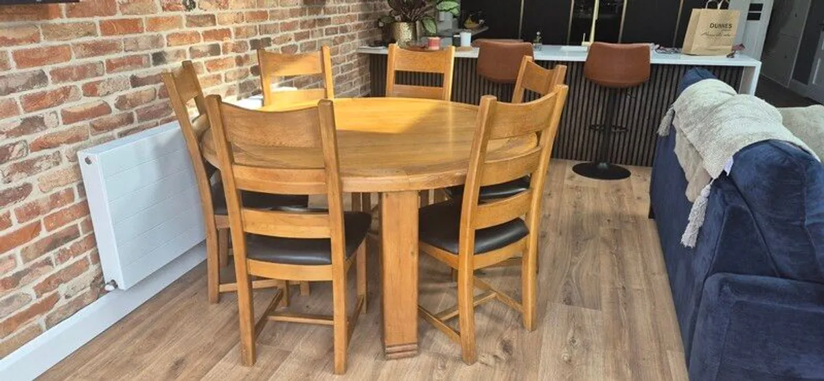 6 Seater Solid Pine Dinning/Kitchen Table - Image 1
