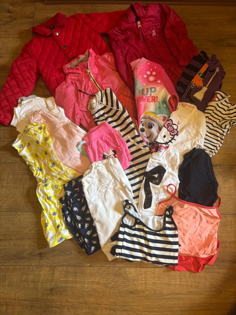 Girls bundle of aged 2/3 clothes - Image 1