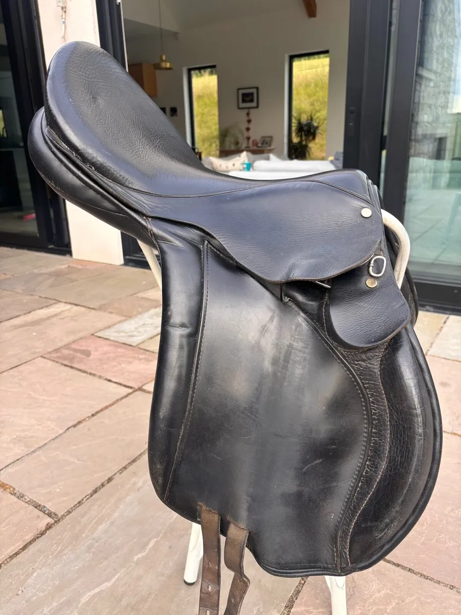 17.5 inch Berney Bros Olympic saddle - Image 2